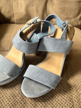 Apt. 9 Light Blue Suede Block Heel Sandals
